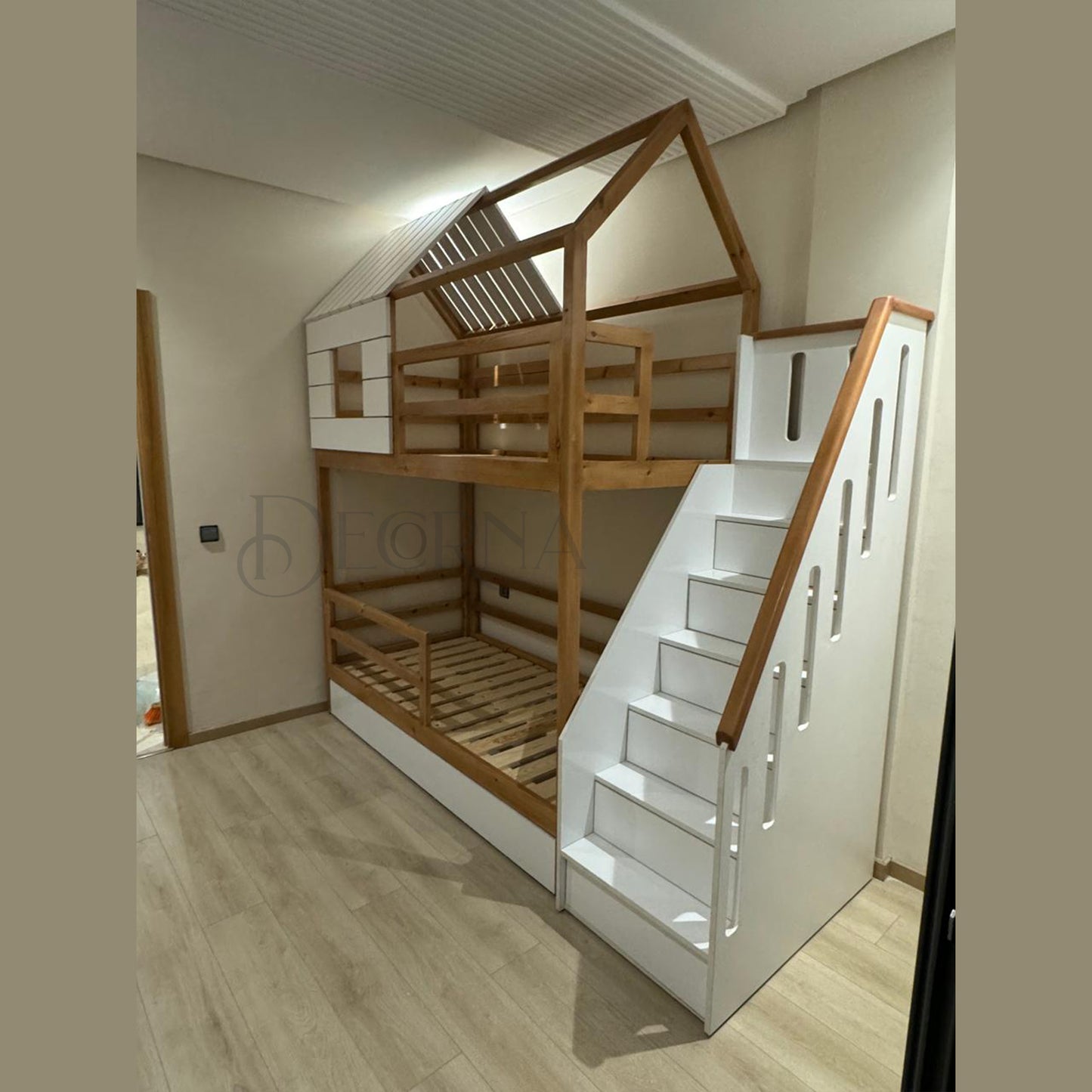 Lit Superposé de Style Maison avec Escalier de Rangement