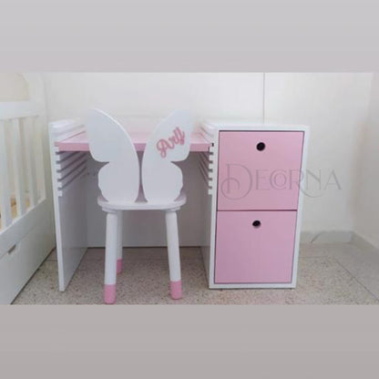 Bureau Élégant et Chaise Papillon